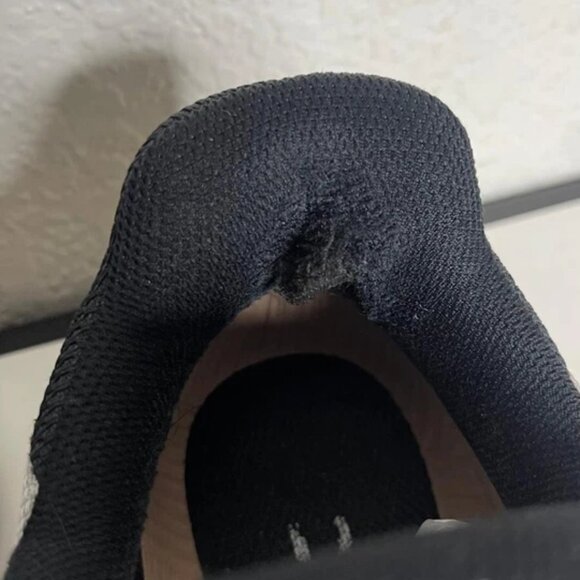 On Cloudflyer Swiss Engineering Glacier Rosebrown Running Shoes Women's Size 7 - Picture 10 of 11